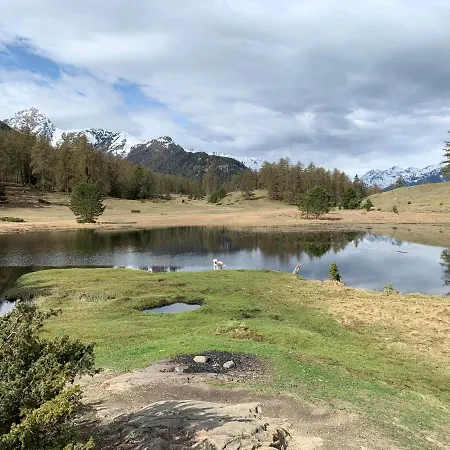 Sotcha 8c Lägenhet Scuol